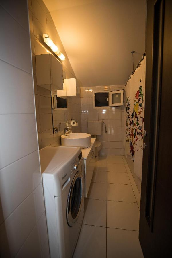טורדה Apartament Vlad מראה חיצוני תמונה